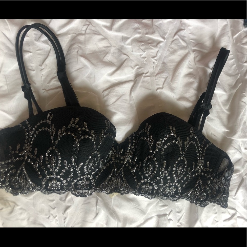 AUTH. Lise Charmel Collector’s Piece Bra